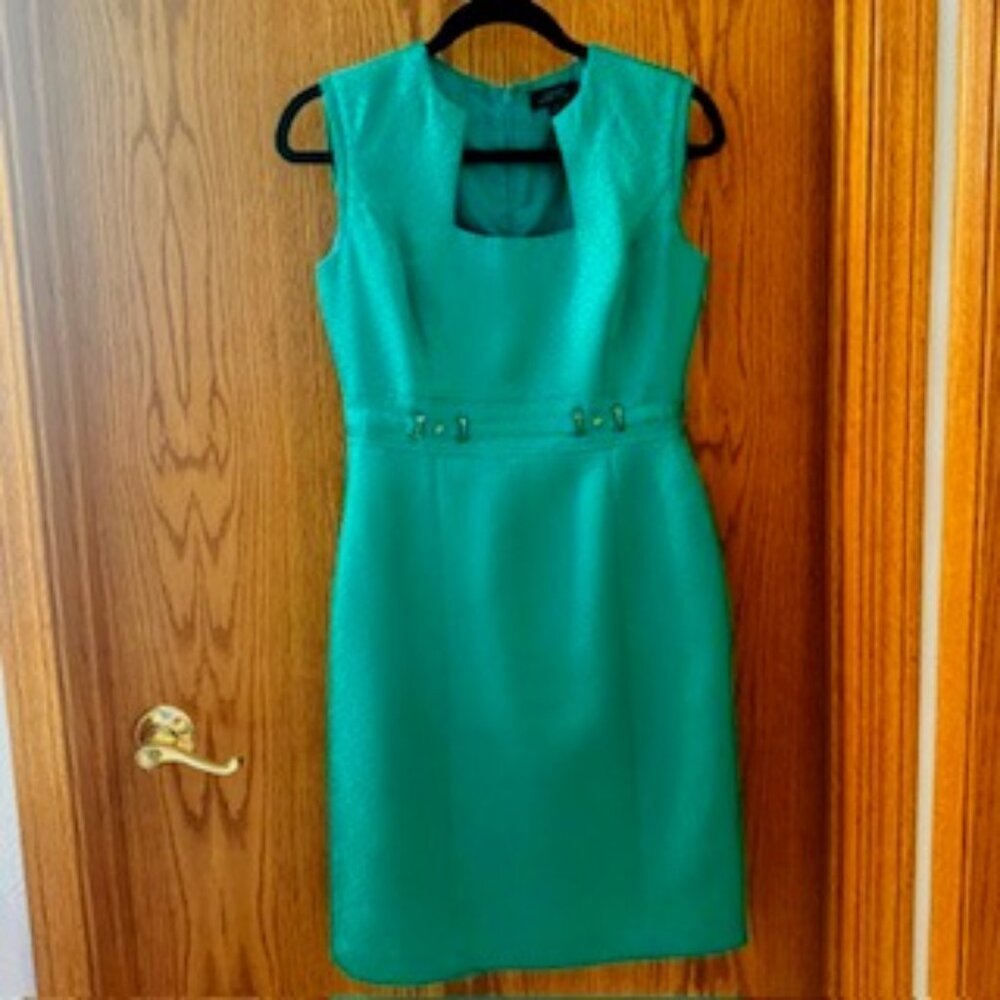 Tahari Arthur S. Levine Sheath Dress Size 4